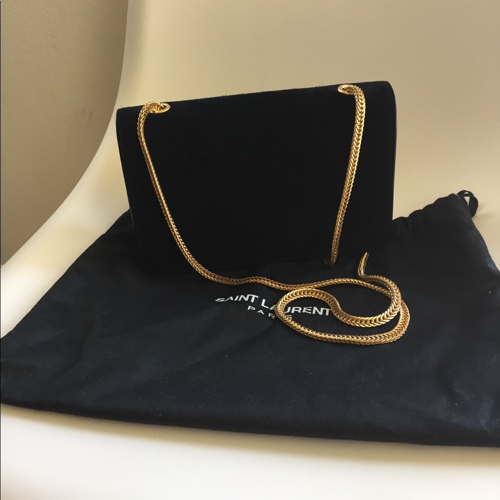 Saint Laurent Classic Small Betty - Picture 2 of 8